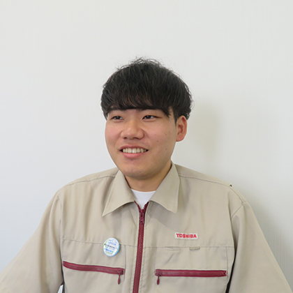 対話中の品質保証部　小信号デバイス品質保証担当　H.Kさん